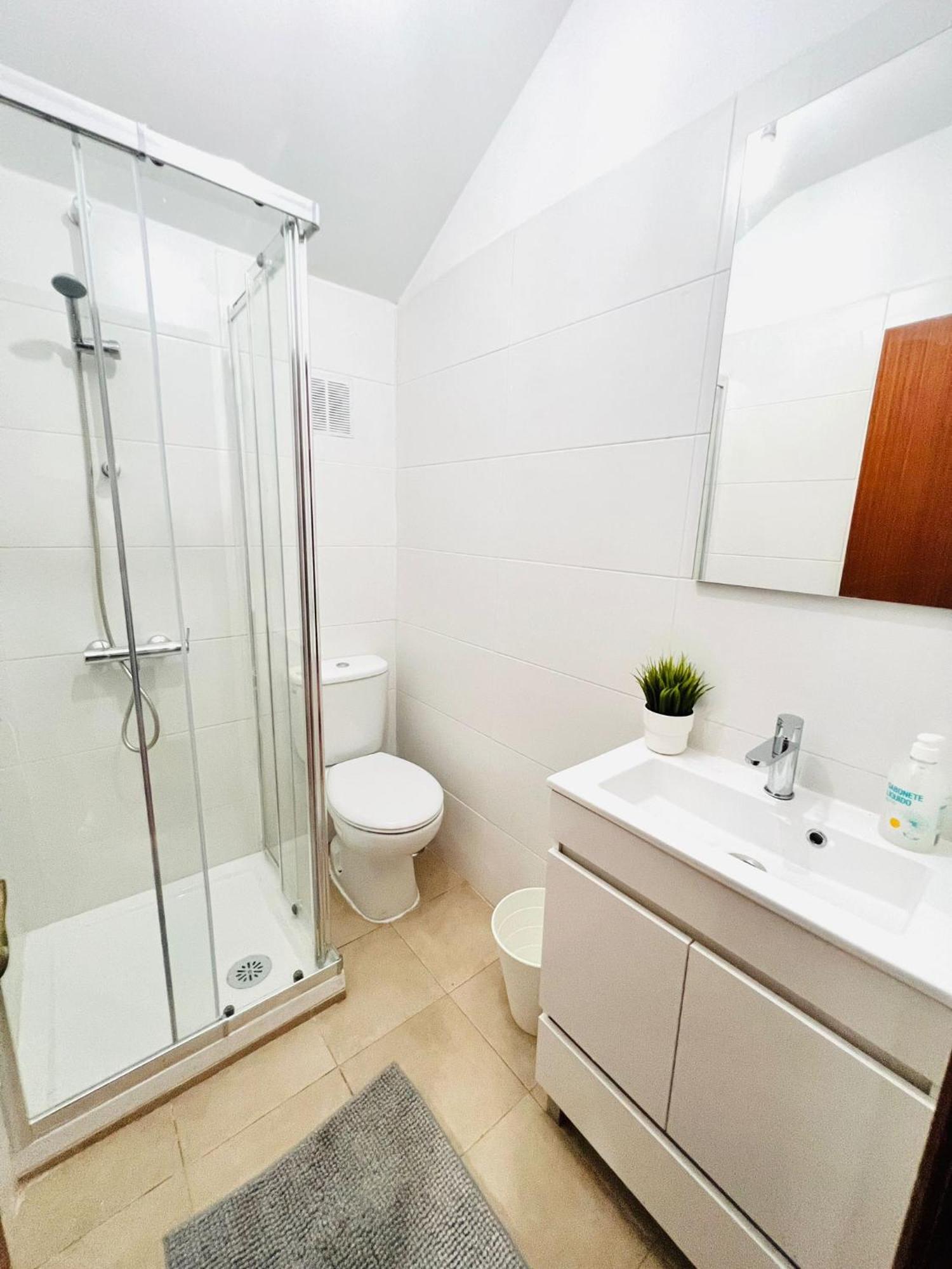 Bairro Alto, Location In Centre Hostel Lissabon