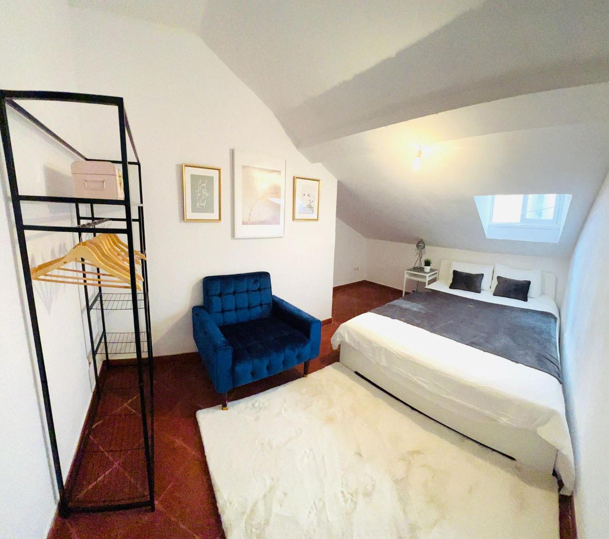 Bairro Alto, Location In Centre Hostel
